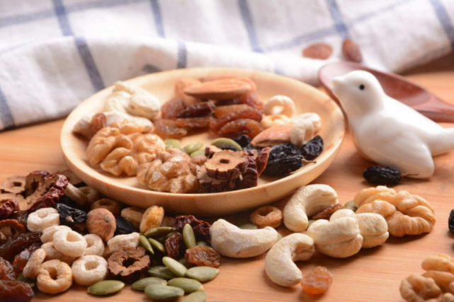 洽洽磕堅(jiān)果，老樹(shù)開(kāi)新花 堅(jiān)果食品的創(chuàng)新與傳承